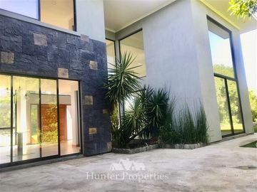 Parcela en Venta en por carretera 5 sur tomar camino a unihue y luego camino a barros negros