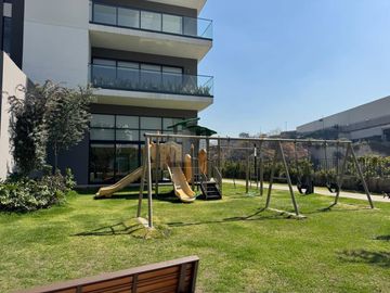 Renta de departamento Forüs Interlomas 151m2