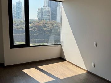 Renta de departamento Forüs Interlomas 151m2
