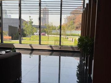 Renta de departamento Forüs Interlomas 151m2