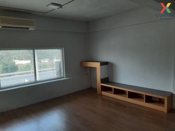 FOR SELL townhouse V VILLAGE 2 BTS-Sena Nikhom CX-96406