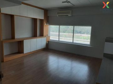 FOR SELL townhouse V VILLAGE 2 BTS-Sena Nikhom CX-96406