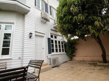 FOR SELL townhouse Fantasia Villa 2 BTS-Bearing CX-94103