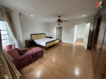 FOR SELL townhouse Fantasia Villa 2 BTS-Bearing CX-94103