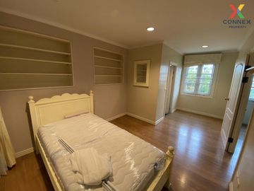 FOR SELL townhouse Fantasia Villa 2 BTS-Bearing CX-94103