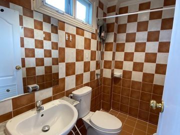 FOR SELL townhouse Fantasia Villa 2 BTS-Bearing CX-94103