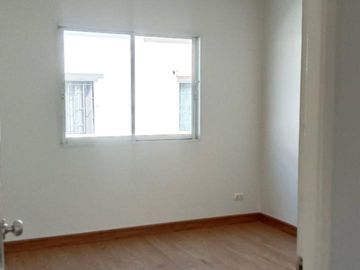 FOR SELL townhouse Dcube Phaholyothin Nawanakorn BTS-Phrom Phong CX-94572