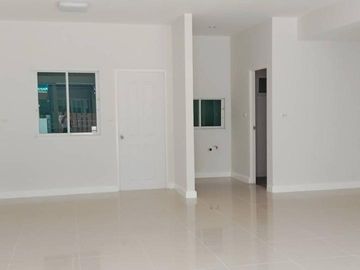 FOR SELL townhouse Dcube Phaholyothin Nawanakorn BTS-Phrom Phong CX-94572
