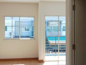 FOR SELL townhouse Dcube Phaholyothin Nawanakorn BTS-Phrom Phong CX-94572