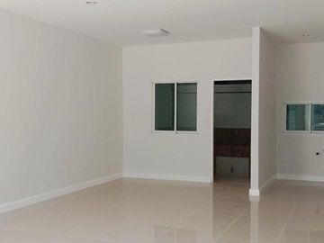FOR SELL townhouse Dcube Phaholyothin Nawanakorn BTS-Phrom Phong CX-94572