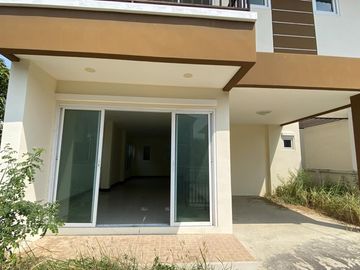 FOR SELL house Baan Poomsiri Rangsit-Klong 7 BTS-Phloen Chit CX-93980