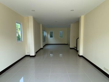 FOR SELL house Baan Poomsiri Rangsit-Klong 7 BTS-Phloen Chit CX-93980