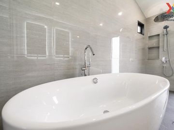 For Sale Single House, 2 storeys,  Kaset-Nawamin 96 , Khlong Kum , Bung Kum , Bangkok , CX-92702