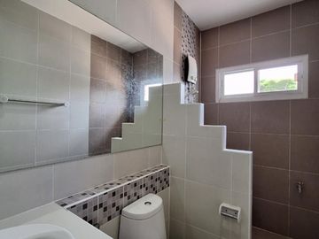 FOR SELL house BAAN PISAN PRACHAUTHIT BTS-Bearing CX-84377
