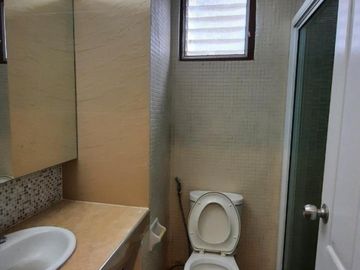 FOR SELL townhouse Varathorn Ville Pattanakarn 44 BTS-Phra Khanong CX-84579