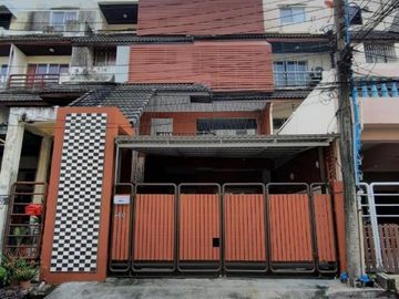 FOR SELL townhouse Varathorn Ville Pattanakarn 44 BTS-Phra Khanong CX-84579