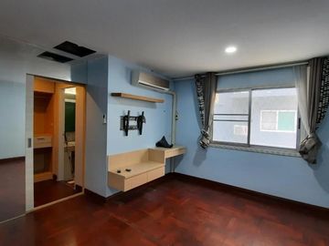FOR SELL townhouse Varathorn Ville Pattanakarn 44 BTS-Phra Khanong CX-84579