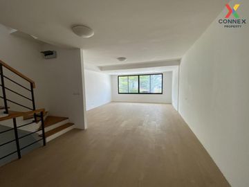 FOR SELL townhouse AREEYA MANDARINA SUKHUMVIT 77 MRT-Thailand Cultural Centre CX-81526