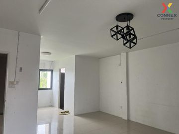 For Sale Commercial building, 3 storey, Soi Mit Samphan , Samet , Mueang Chon Buri , Chon Buri , CX-85223