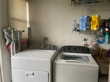 CASA EN VENTA EN COL. ALTABRISA EN APODACA NUEVO LEÓN
