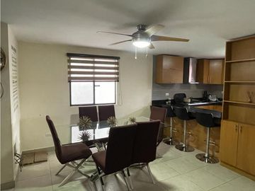 CASA EN VENTA EN COL. ALTABRISA EN APODACA NUEVO LEÓN