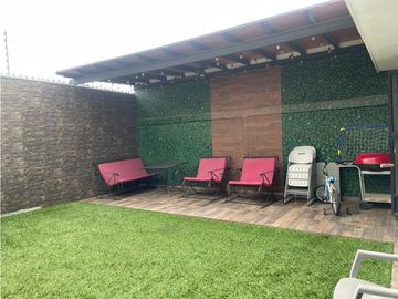 CASA EN VENTA EN COL. ALTABRISA EN APODACA NUEVO LEÓN