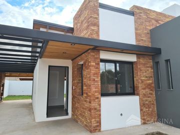 Comarca de Allende - Casa en venta 2 dormitorios - Villa Allende