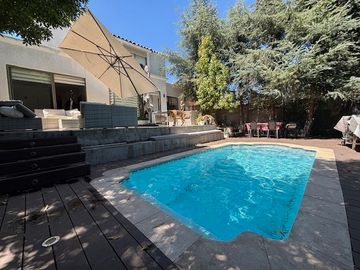 MARIA MONVEL, B. SUBERCASEAUX, CONDOMINIO