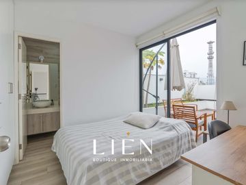 Si sueñas con vivir cerca al malecón y tener tu propia terraza, este dúplex es para ti
