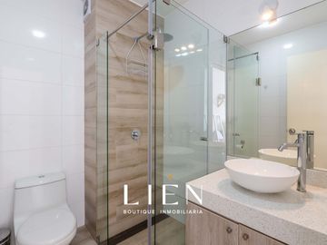 Si sueñas con vivir cerca al malecón y tener tu propia terraza, este dúplex es para ti