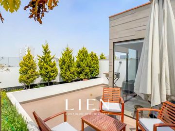 Si sueñas con vivir cerca al malecón y tener tu propia terraza, este dúplex es para ti