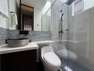 CASA EN VENTA EN ENVIGADO LOMA EL ATRAVESADO