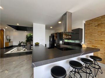 CASA EN VENTA EN ENVIGADO LOMA EL ATRAVESADO
