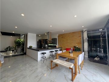 CASA EN VENTA EN ENVIGADO LOMA EL ATRAVESADO