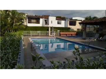 SE VENDE HERMOSA CASA EN LA HACIENDA CALI SUR