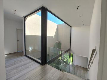 Casa en Venta - 7 AMB en Virazón, Nordelta