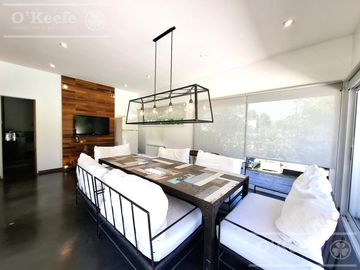 Casa en venta de 7 ambientes  en Abril C.C, Guillermo Hudson, Berazategui - Apto Credito