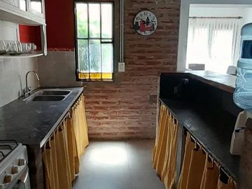 Casa en venta en Quequén - Necochea - 4 ambientes con pileta