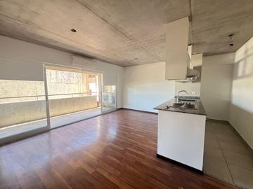 Departamento con cochera a la venta en San Fernando