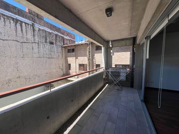 Departamento con cochera a la venta en San Fernando