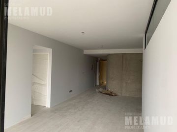 3 AMBIENTES / VENTA / PALERMO HOLLYWOOD CON COCHERA al frente