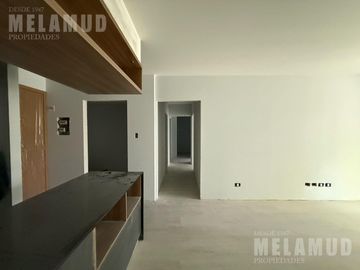 3 AMBIENTES / VENTA / PALERMO HOLLYWOOD CON COCHERA al frente