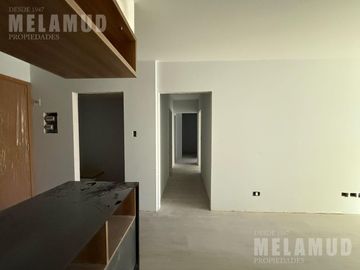 3 AMBIENTES / VENTA / PALERMO HOLLYWOOD CON COCHERA al frente