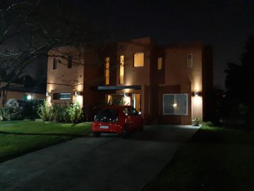Casa en Venta en Barrio  Valle Claro, TIgre
