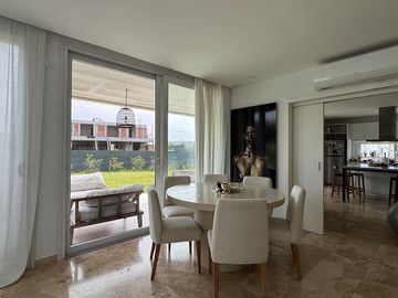 Casa en venta en Barrio La Calesa, Pilará, Pilar