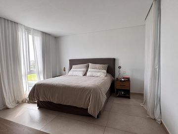 Casa en venta en Barrio La Calesa, Pilará, Pilar