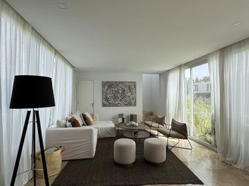 Casa en venta en Barrio La Calesa, Pilará, Pilar