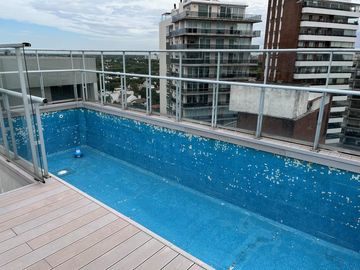 Departamento en  venta en La Lucila, 3dormitorios, 2cocheras, pileta