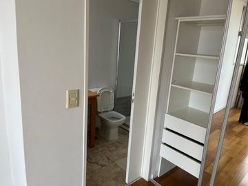 Departamento en  venta en La Lucila, 3dormitorios, 2cocheras, pileta