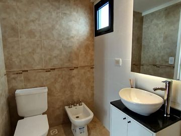 PH en venta en zona La Perla, Mar del Plata.